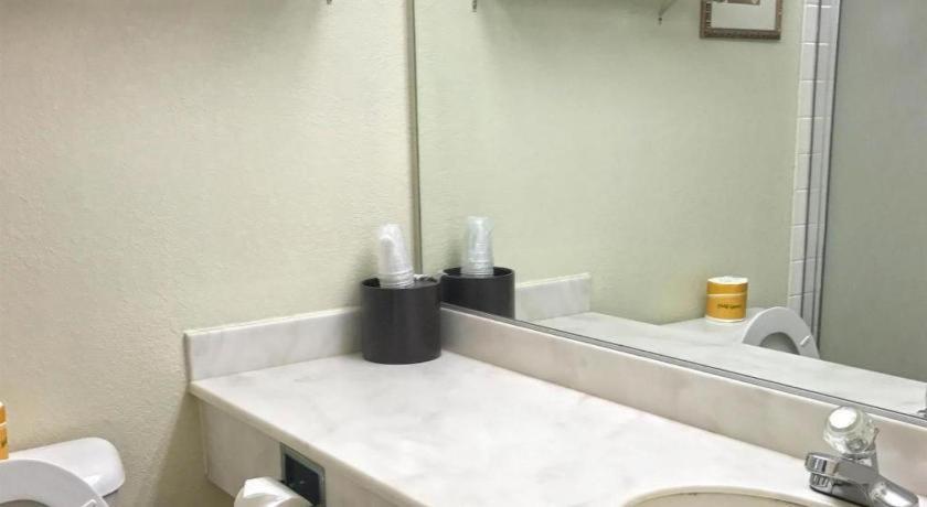 America'S Best Inn Urbana 尚佩恩 外观 照片